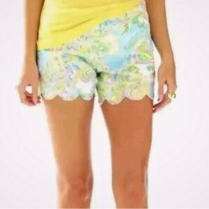 Lilly Pulitzer Buttercup Double Trouble Paisley Print Scalloped Hem Shorts Sz 4